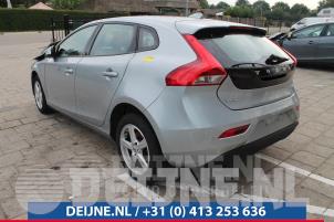 Volvo V40 12-
