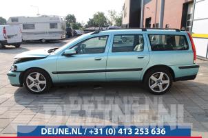 Volvo V70 01-