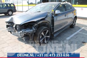 Volvo V40 Remklauw (Tang) rechts-voor O13618 Donorvoertuig