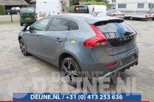 Volvo V40 12-