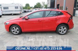 Volvo V40 12-
