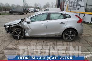 Volvo V40 12-