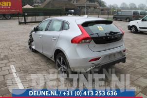 Volvo V40 12-