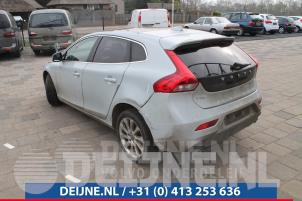 Volvo V40 12-