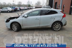 Volvo V40 12-