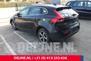 Volvo V40 12-