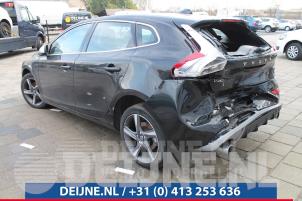 Volvo V40 12-