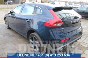 Volvo V40 12-