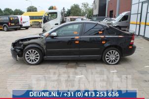 Volvo S40 04-