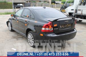 Volvo S40 04-