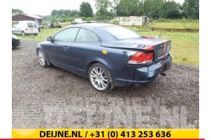 Volvo C70 06-