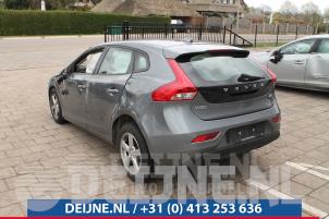 Volvo V40 12-