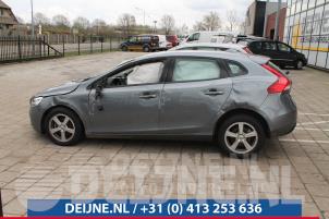 Volvo V40 12-