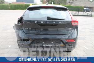 Volvo V40 12-
