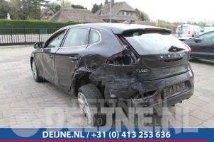Volvo V40 12-