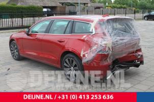 Volvo V60 19-