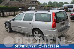 Volvo V70 01-