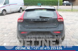 Volvo V40 12-