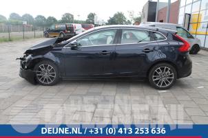 Volvo V40 12-