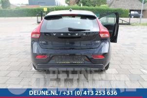 Volvo V40 12-