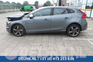 Volvo V40 12-