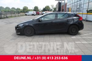 Volvo V40 12-