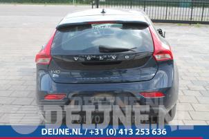 Volvo V40 12-