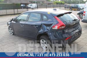 Volvo V40 12-
