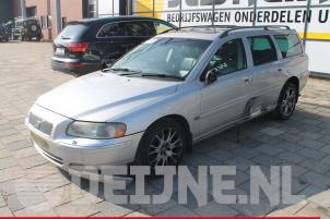 Volvo V70 Engine management computer O24819 Donor vehicle