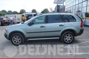 Volvo XC90 02-
