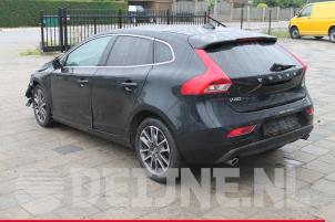 Volvo V40 12-