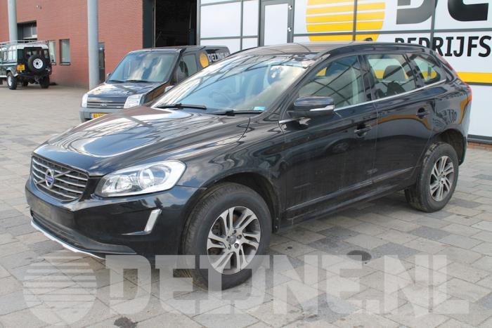 Volvo XC60 Tussenas O22869