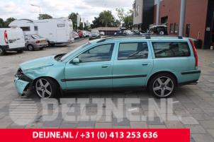 Volvo V70 01-