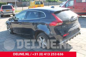 Volvo V40 12-