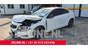 Volvo S60 Koplamp Sproeier O72415 Donorvoertuig