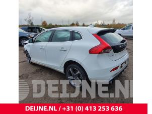 Volvo V40 12-