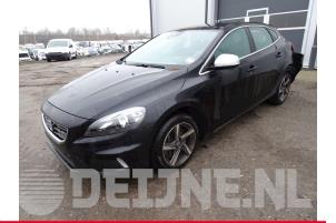 Volvo V40 Tacho - Kombiinstrument KM O27081 Spenderfahrzeug