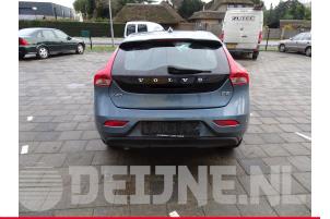 Volvo V40 12-