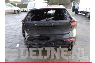 Volvo V40 12-