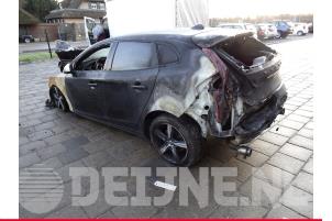 Volvo V40 12-