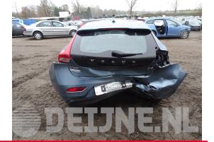 Volvo V40 12-