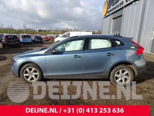 Volvo V40 12-