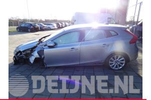 Volvo V40 12-