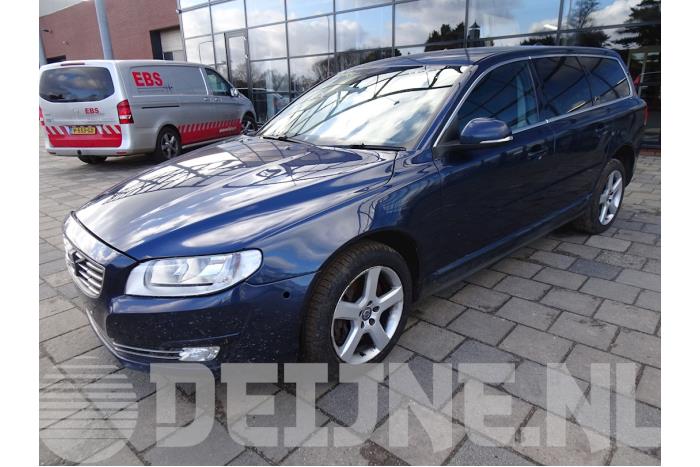 Volvo V70 Kolben O201395 Spenderfahrzeug