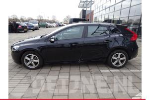 Volvo V40 12-