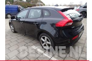 Volvo V40 12-