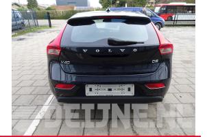 Volvo V40 12-