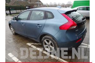 Volvo V40 12-