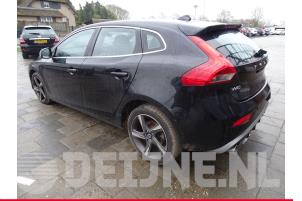 Volvo V40 12-