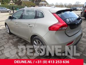 Volvo V40 12-